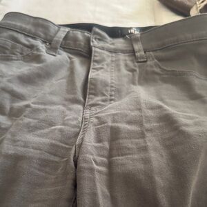 LuLaRoe womens Charcoal jeans. Excellent fit no damage